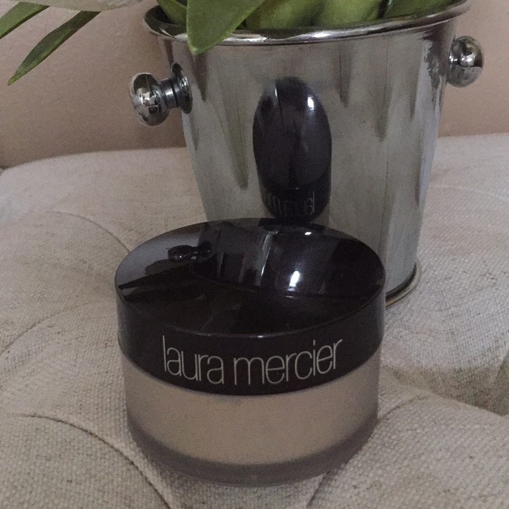 LAURA MERCIER LOOSE SETTING POWDER